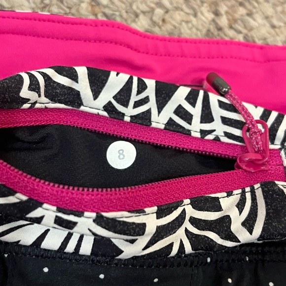 Lululemon Women’s Black Tennis Skirt (8) - Picture 4 of 4